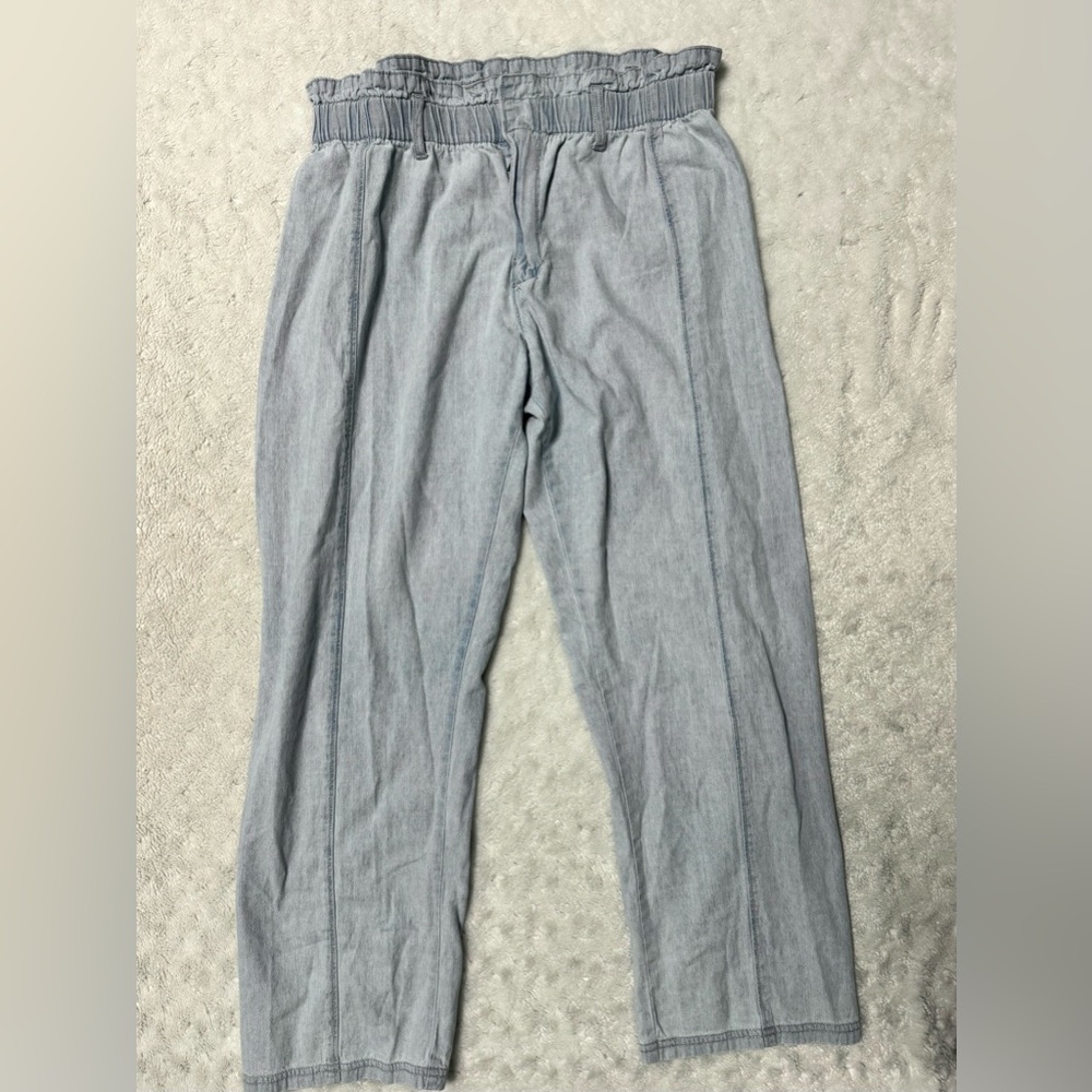 JUNK FOOD Embroidered Disney Mickey Mouse Cropped Casual Pants